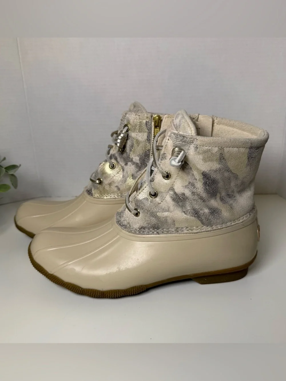 Sperry duck inspired
